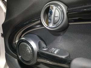 MINI Hatch John Cooper Works Hatch 3-door - Image 27