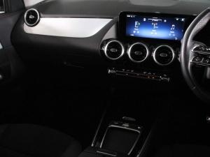 Mercedes-Benz GLA GLA200 Progressive - Image 12
