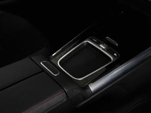Mercedes-Benz GLA GLA200 Progressive - Image 15