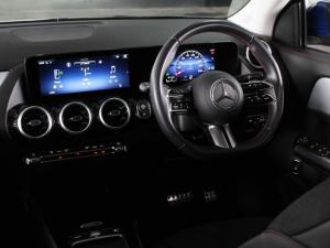 Mercedes-Benz GLA GLA200 Progressive - Image 16