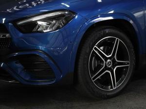 Mercedes-Benz GLA GLA200 Progressive - Image 8