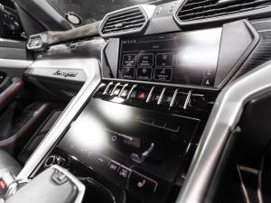 Lamborghini Urus Urus - Image 10
