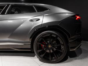 Lamborghini Urus Urus - Image 22