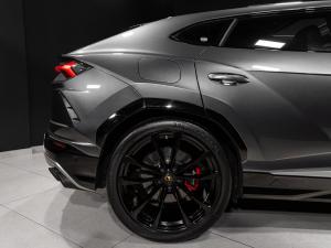 Lamborghini Urus Urus - Image 28