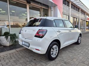Suzuki Swift 1.2 GL - Image 2