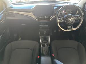 Toyota Starlet 1.5 XR manual - Image 6