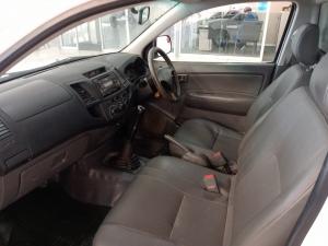 Toyota Hilux 2 - Image 7