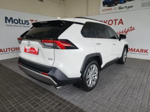 Toyota RAV4 2.0 VX - Image 2
