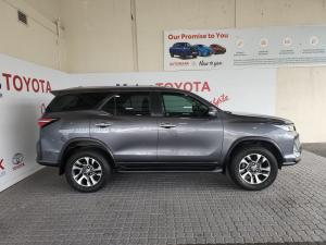 Toyota Fortuner 2.4GD-6 auto - Image 3