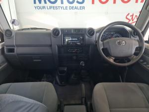 Toyota Land Cruiser 79 4.5D-4D V8 double cab LX - Image 6