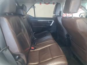 Toyota Fortuner 2.4GD-6 auto - Image 17