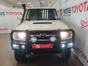 Toyota Land Cruiser 79 4.5D-4D V8 double cab LX - Image 4