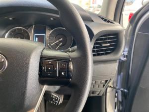 Toyota Hilux 2.4 GD-6 RB Raider automaticD/C - Image 12