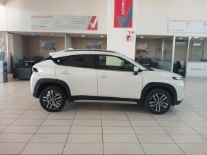 Toyota Starlet Cross 1.5XR automatic - Image 3