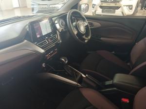 Toyota Starlet Cross 1.5XR automatic - Image 7