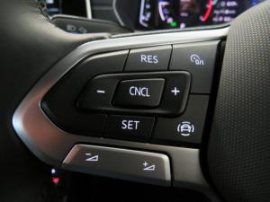 Volkswagen T-CROSS 1.0 TSI R-LINE DSG - Image 17
