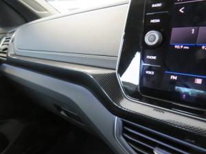 Volkswagen T-CROSS 1.0 TSI R-LINE DSG - Image 20