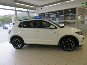 Volkswagen T-CROSS 1.0 TSI R-LINE DSG - Image 3