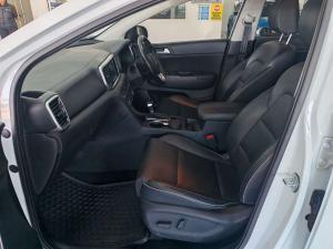 Kia Sportage 2.0 Crdi EX automatic - Image 13