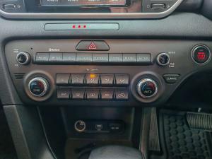 Kia Sportage 2.0 Crdi EX automatic - Image 19