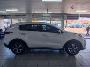 Kia Sportage 2.0 Crdi EX automatic - Image 4