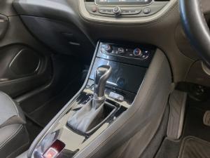 Opel Grandland X 1.6 Turbo Cosmo - Image 14