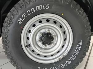 Ford Ranger 2.2TDCi Hi-Rider XLS - Image 11