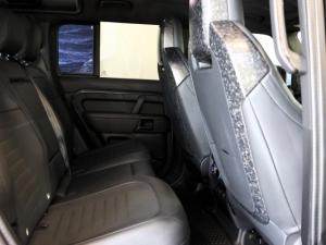 Land Rover Defender 110 Octa - Image 10
