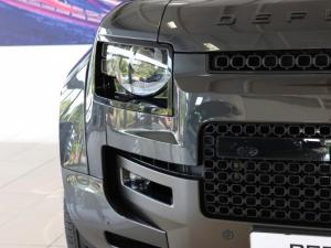 Land Rover Defender 110 Octa - Image 13
