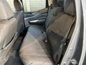 Nissan Navara 2.5DDTi double cab LE Plus 4x4 - Image 17