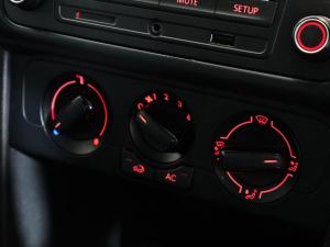 Volkswagen Polo Vivo hatch 1.4 Trendline - Image 9