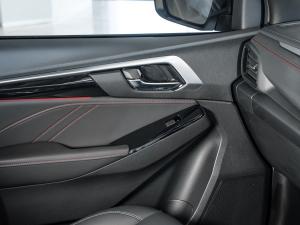 Isuzu mu-X 3.0TD Onyx XT 4WD - Image 15