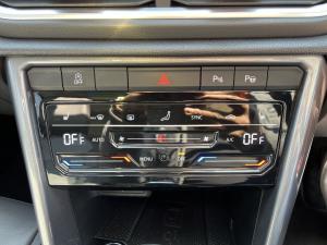 Volkswagen T-Roc 2.0TSI 4Motion Design - Image 18