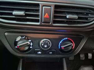 Hyundai Grand i10 1.2 Fluid - Image 18