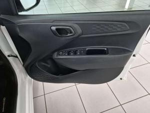 Hyundai Grand i10 1.2 Fluid - Image 9