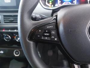 Renault Kiger 1.0 Turbo Intens manual - Image 10