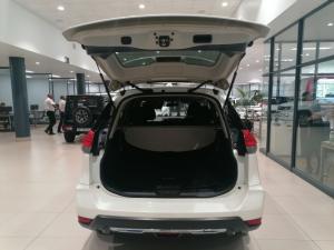 Nissan X-Trail 2.5 Visia - Image 5