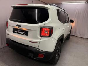 Jeep Renegade 2.4L 4x4 Trailhawk - Image 3
