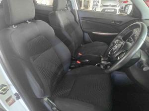 Suzuki Swift 1.2 GLX manual - Image 10