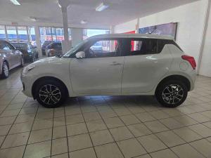 Suzuki Swift 1.2 GLX manual - Image 4