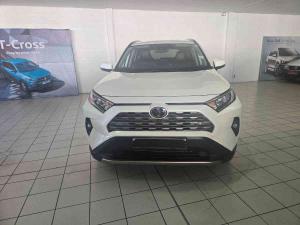 Toyota RAV4 2.0 VX - Image 2