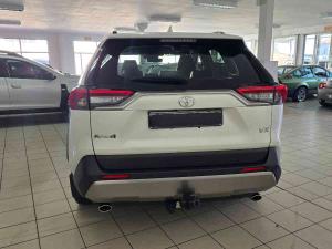 Toyota RAV4 2.0 VX - Image 6