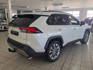Toyota RAV4 2.0 VX - Image 7