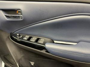 Suzuki Baleno 1.5 GLX auto - Image 9