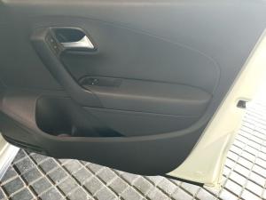 Volkswagen Polo Vivo hatch 1.4 Comfortline - Image 12