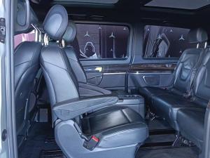 Mercedes-Benz V-Class V250d Avantgarde AMG Line - Image 10