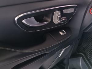 Mercedes-Benz V-Class V250d Avantgarde AMG Line - Image 16