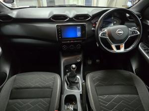 Nissan Magnite 1.0 Turbo Acenta Plus manual - Image 23