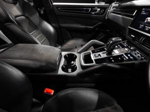 Porsche Cayenne GTS coupe - Image 15