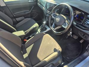 Volkswagen Polo hatch 1.0TSI Life auto - Image 11